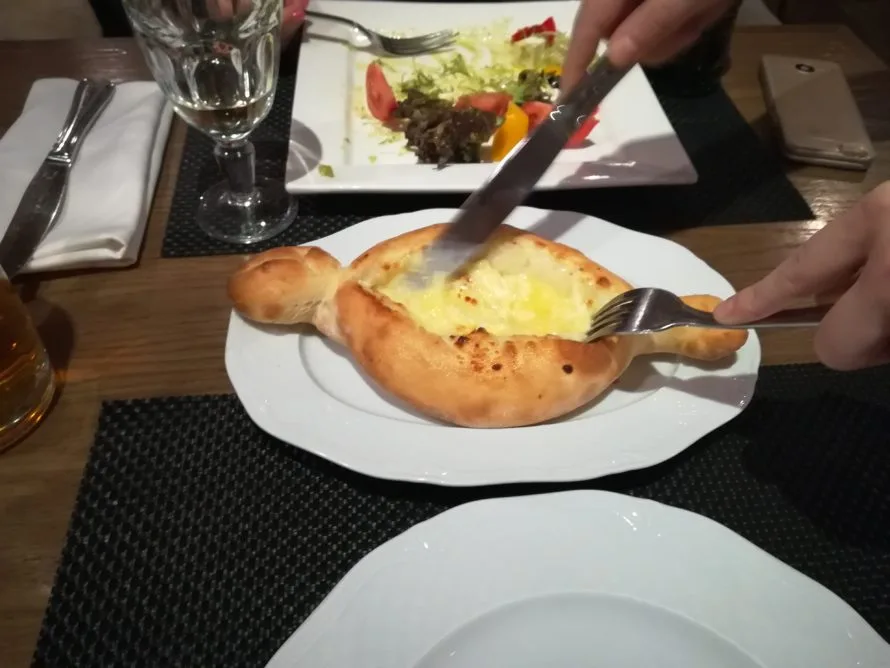 Khachapuri